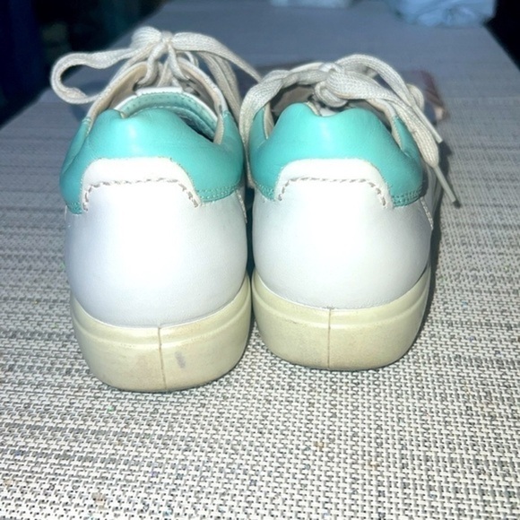 Ecco sneakers, Soft leather 7 Sneaker Size EUR39 white& Tiffany green - Picture 4 of 10